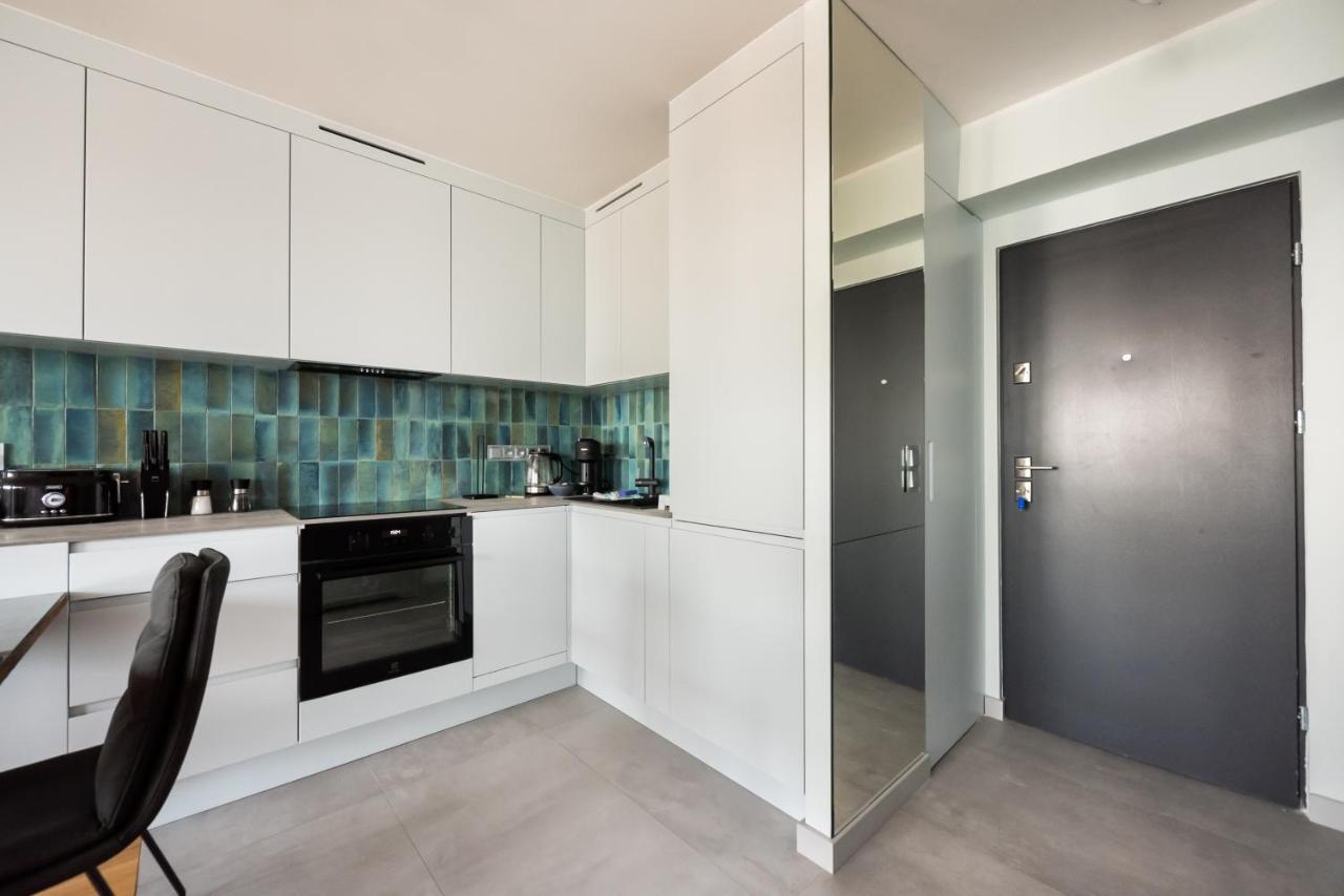 Central Panorama Apartment Chmielna 35 Warsaw Ngoại thất bức ảnh